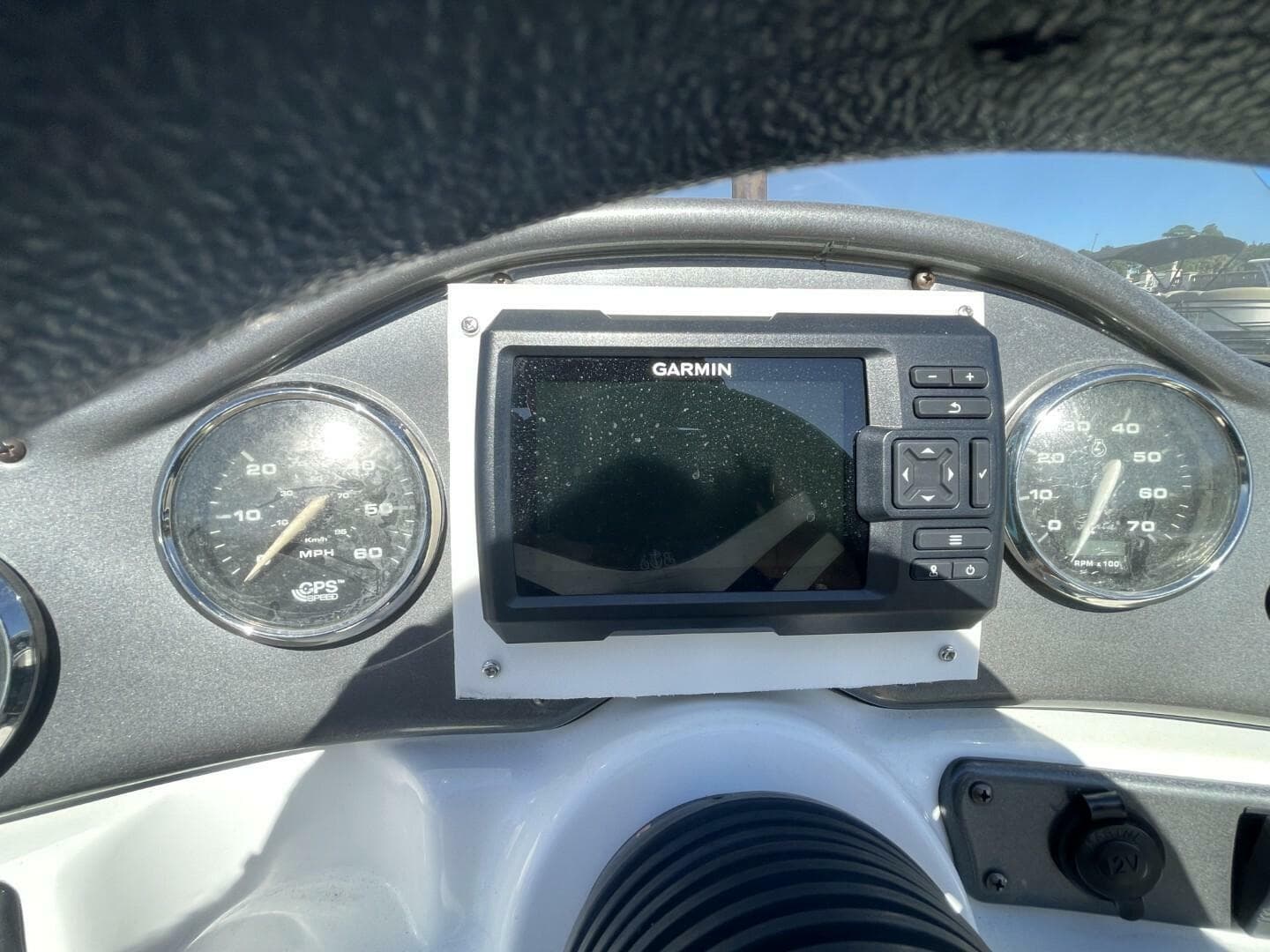 2917 Hurricane Sundeck Sport 202 OB — photo 31