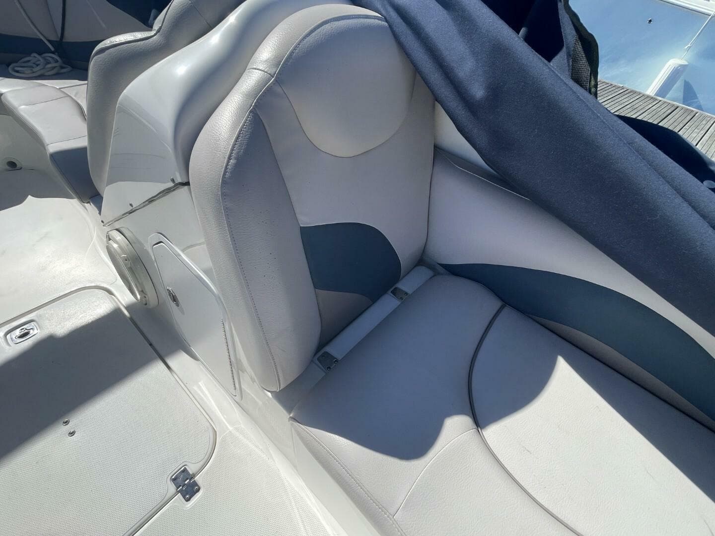 2917 Hurricane Sundeck Sport 202 OB — photo 25