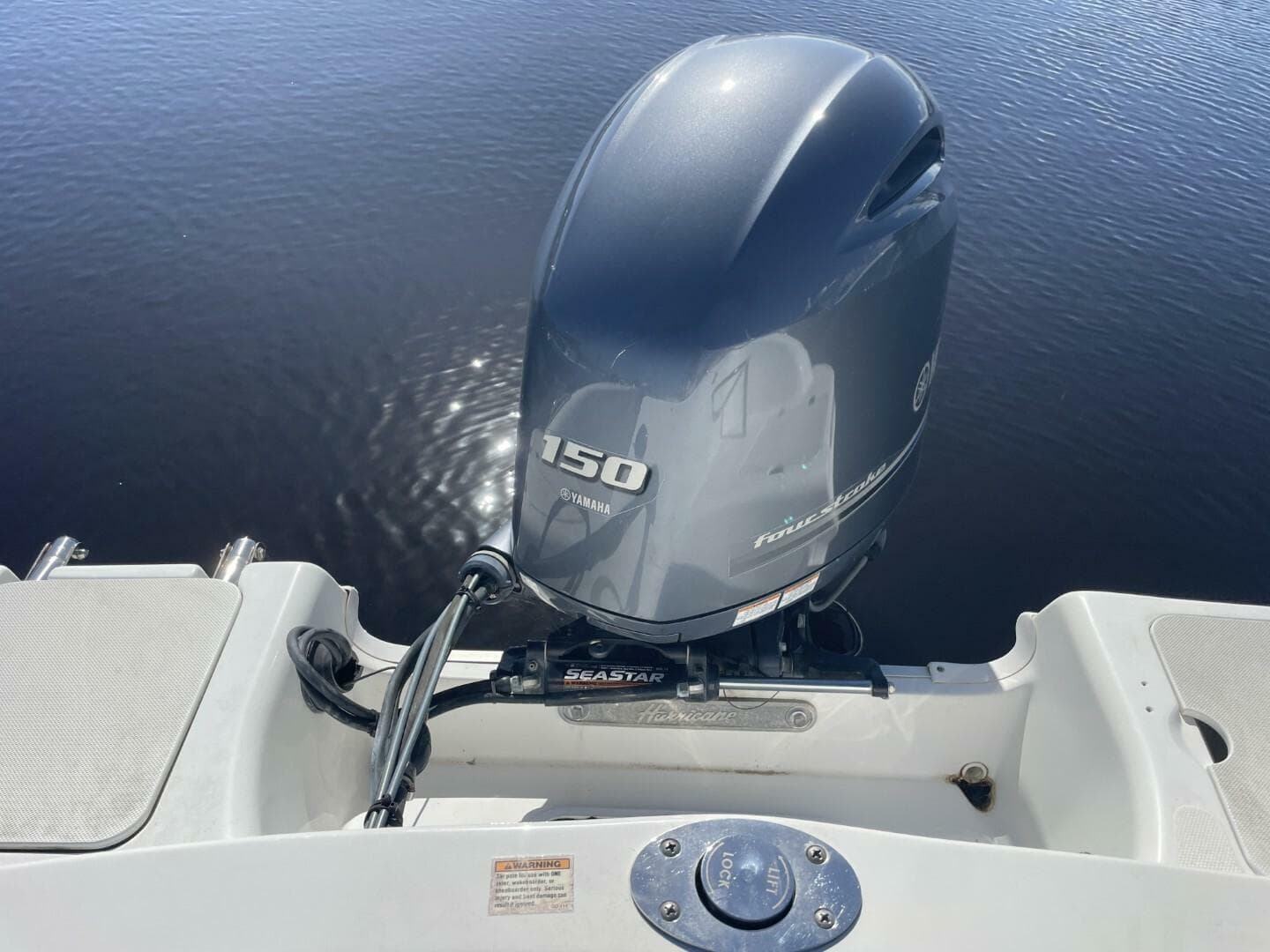 2917 Hurricane Sundeck Sport 202 OB — photo 15