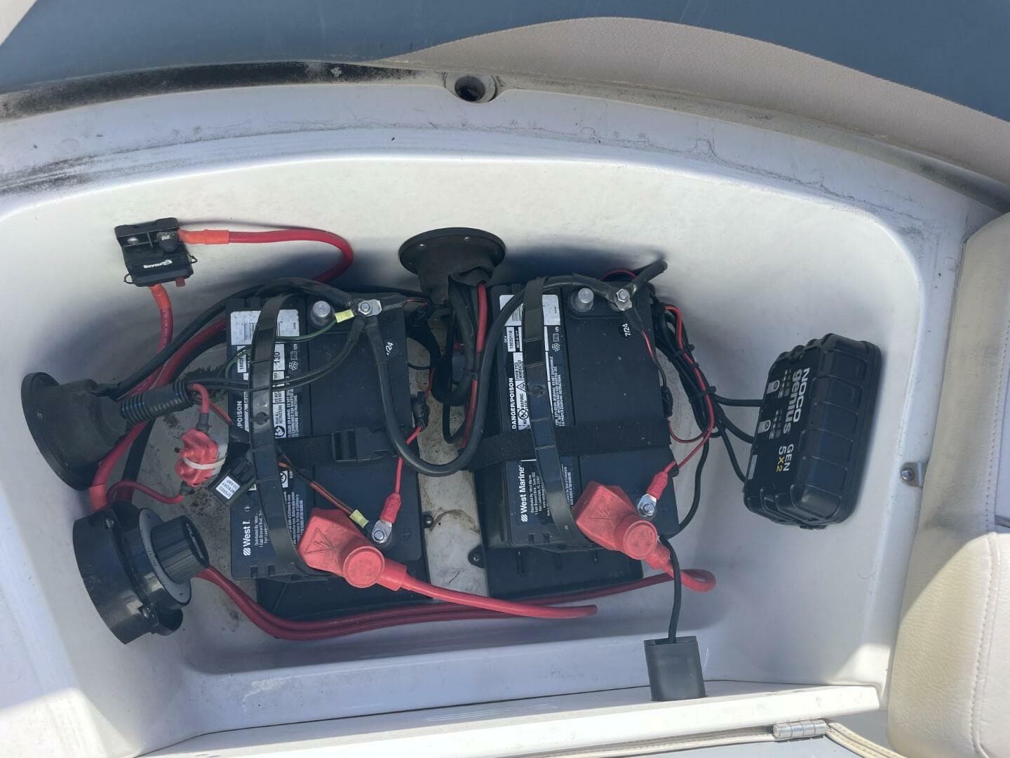 2917 Hurricane Sundeck Sport 202 OB — photo 11