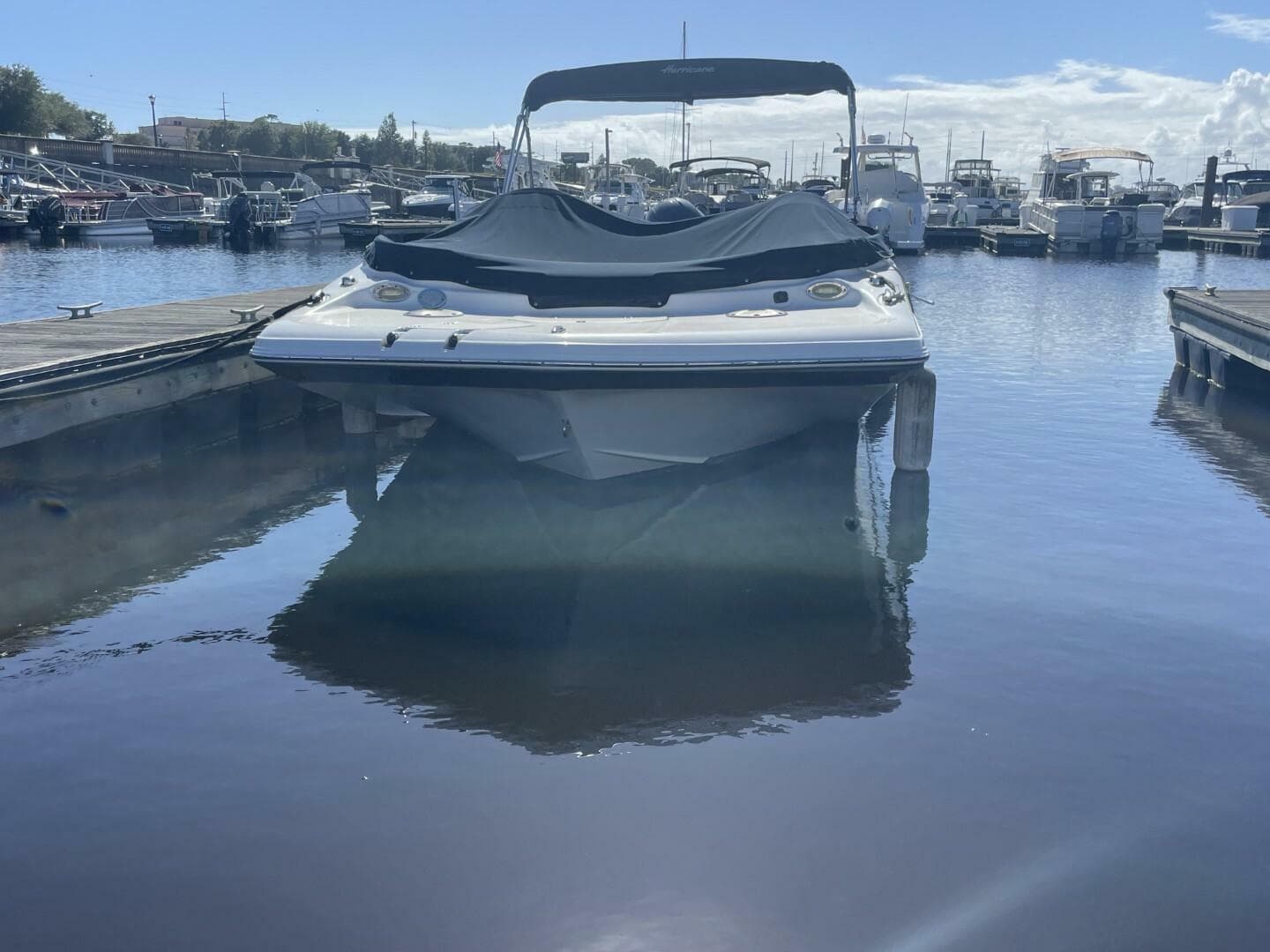 2917 Hurricane Sundeck Sport 202 OB — photo 2