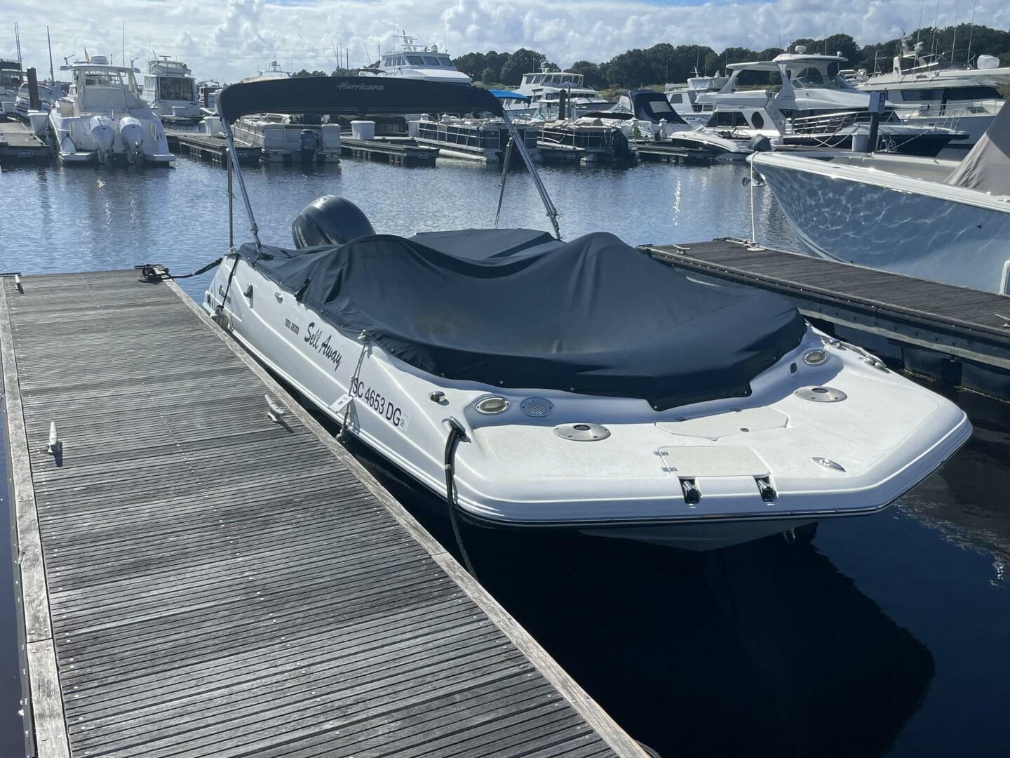 2917 Hurricane Sundeck Sport 202 OB
