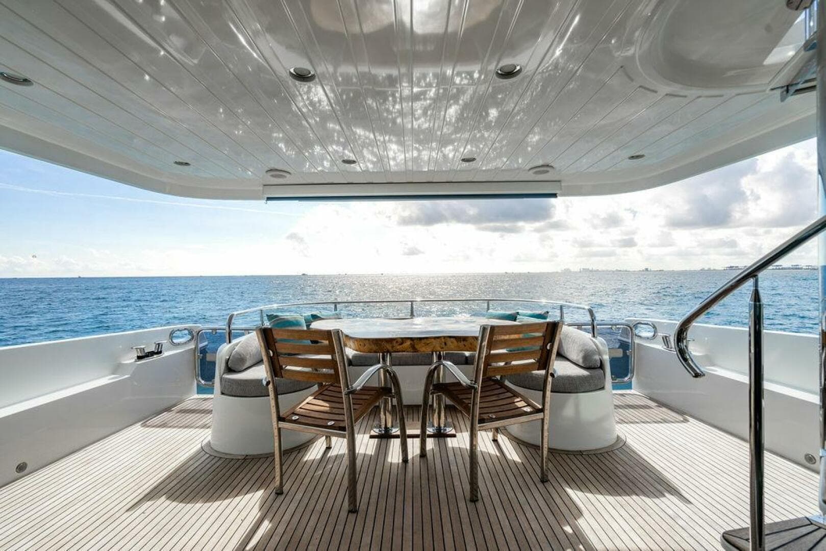 2013 Lanzarote 73 Custom M/y — photo 17