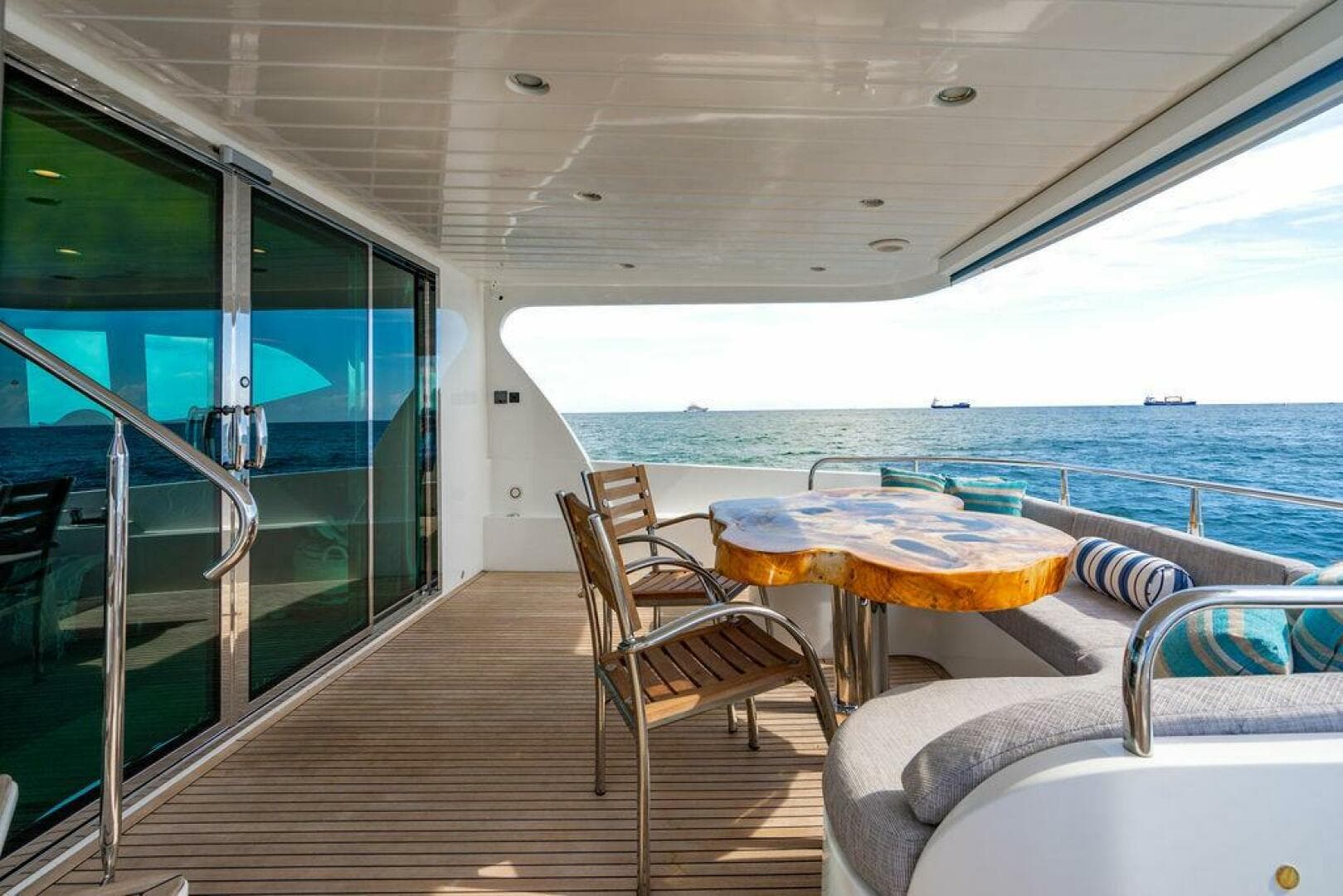 2013 Lanzarote 73 Custom M/y — photo 18