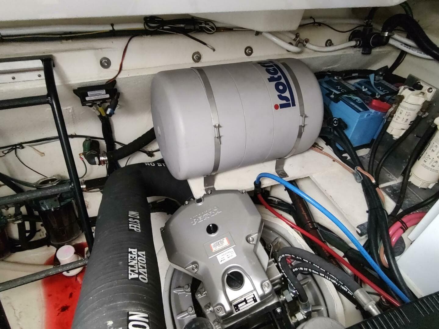 2021 Regal 42 Fly — photo 85