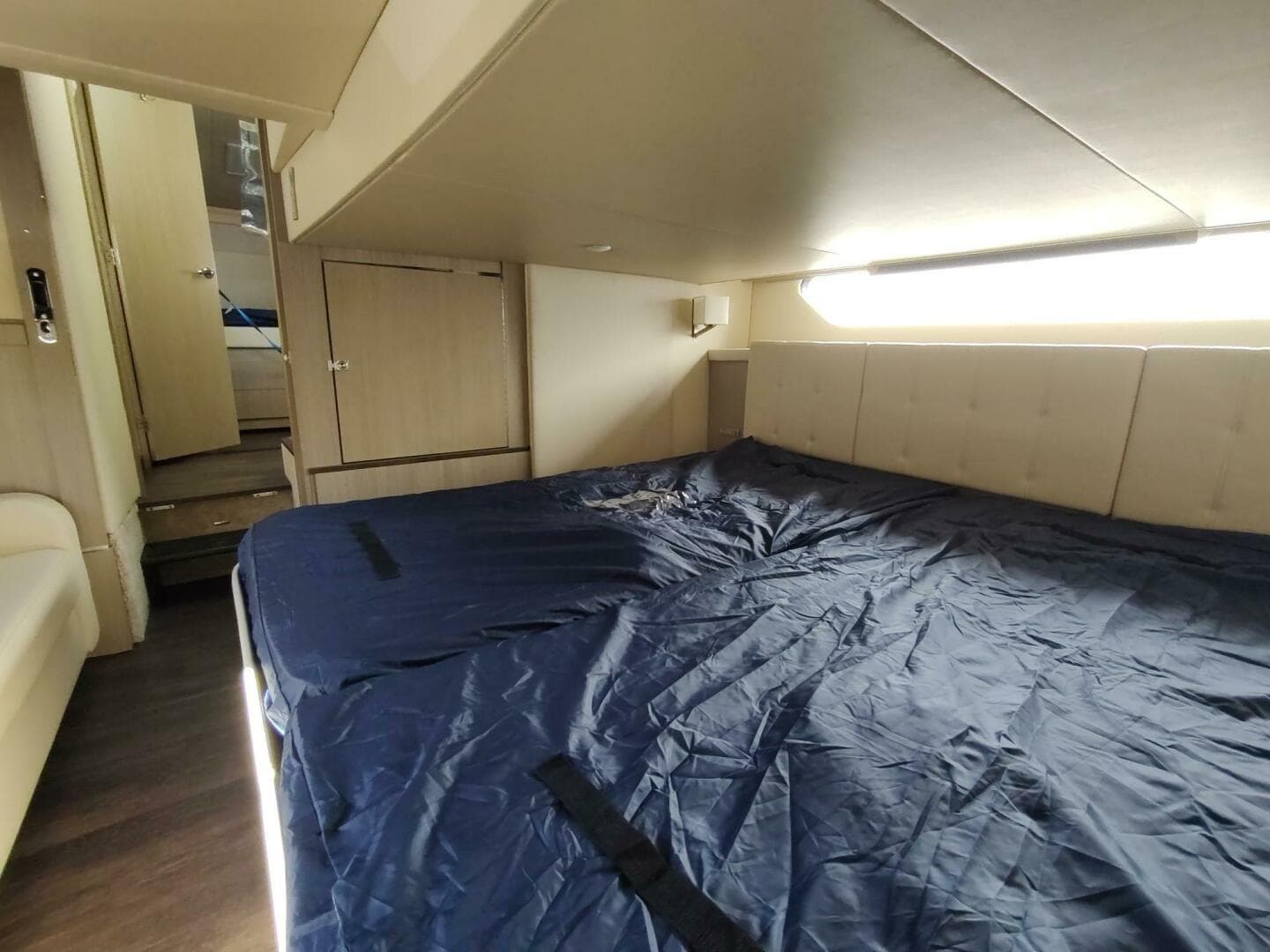 2021 Regal 42 Fly — photo 70