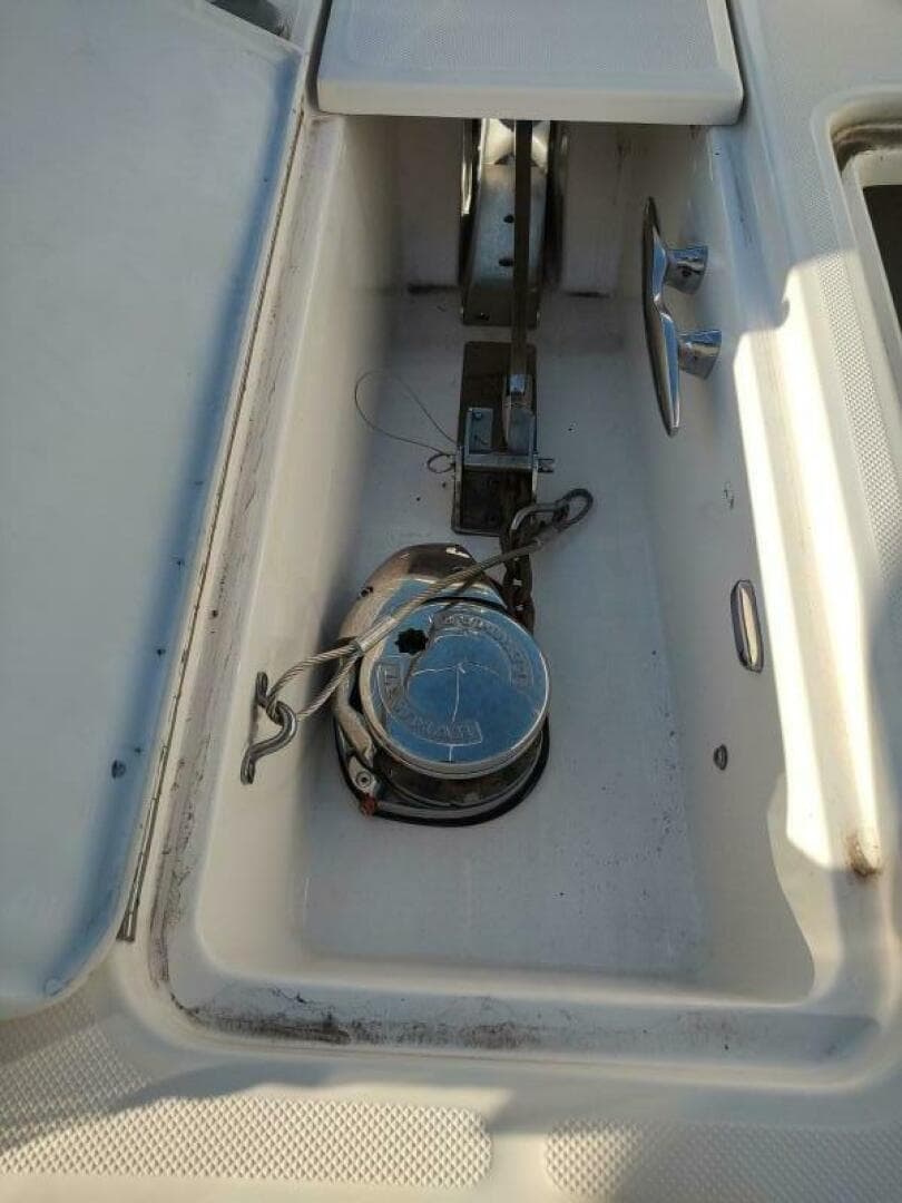 2021 Regal 42 Fly — photo 17