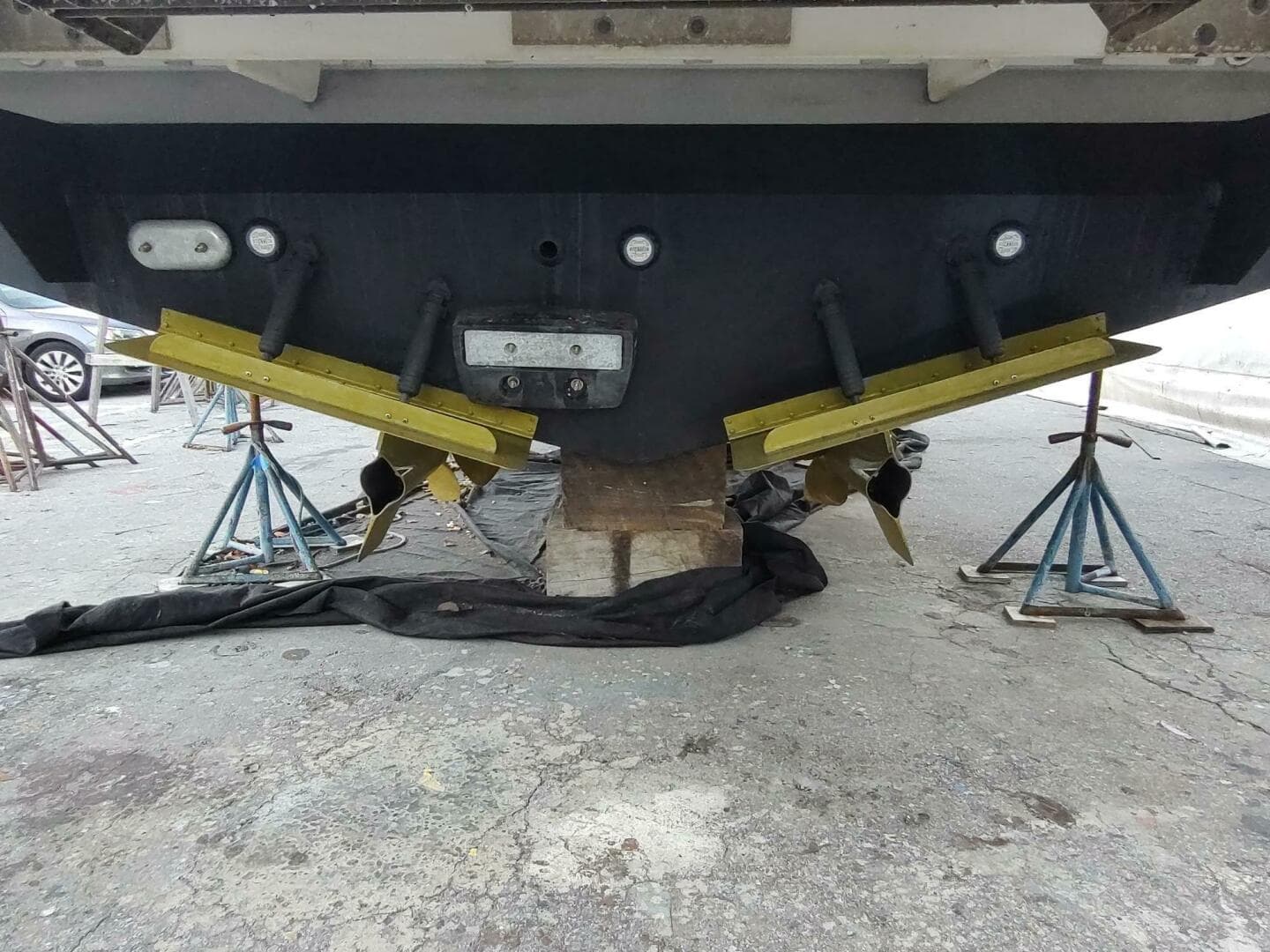 2021 Regal 42 Fly — photo 14