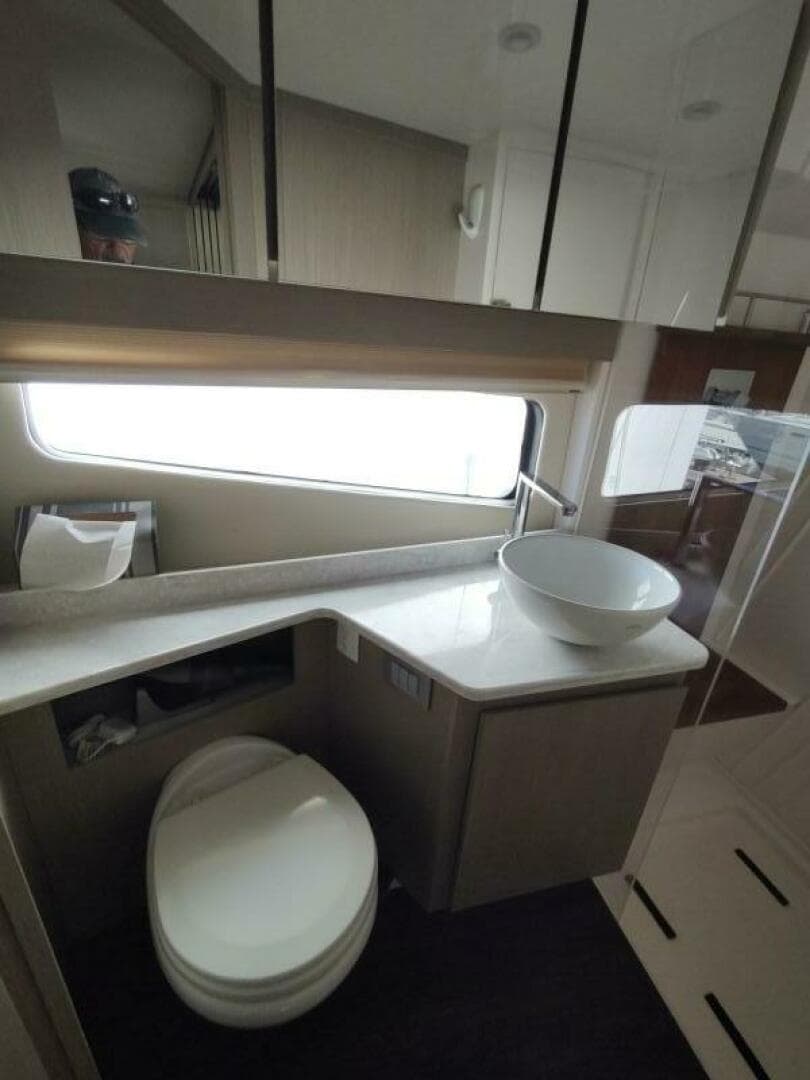 2021 Regal 42 Fly — photo 60