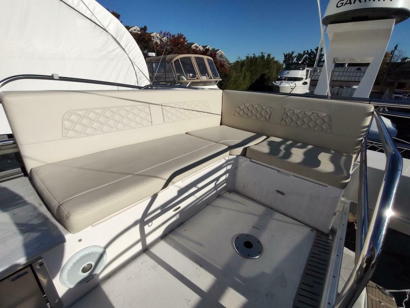 2021 Regal 42 Fly — photo 30