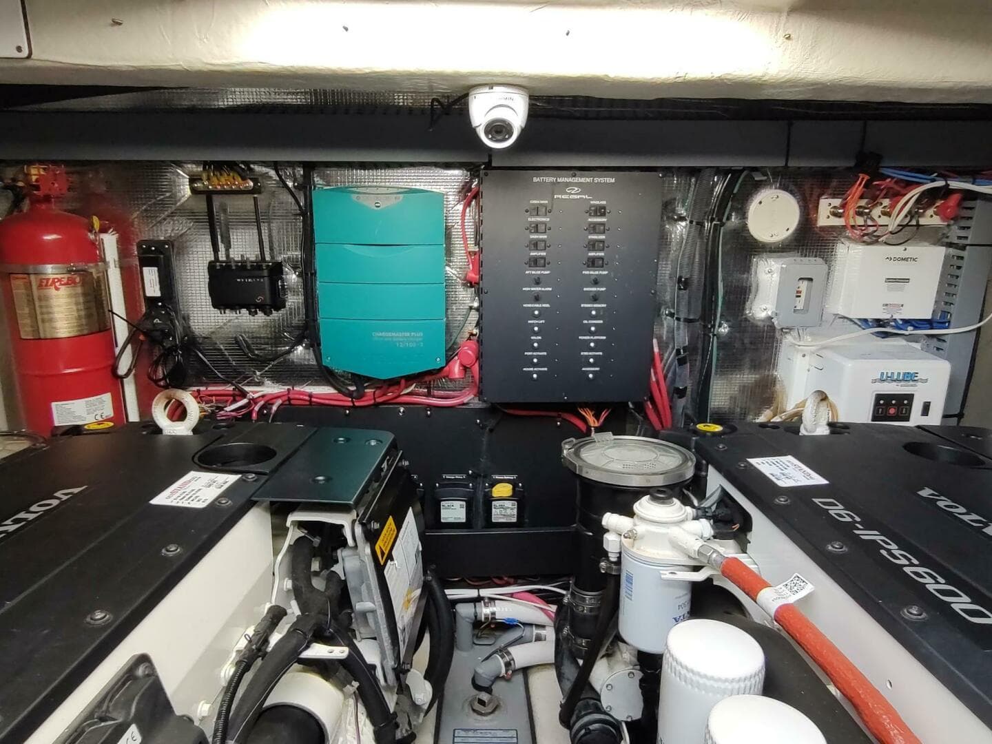 2021 Regal 42 Fly — photo 80