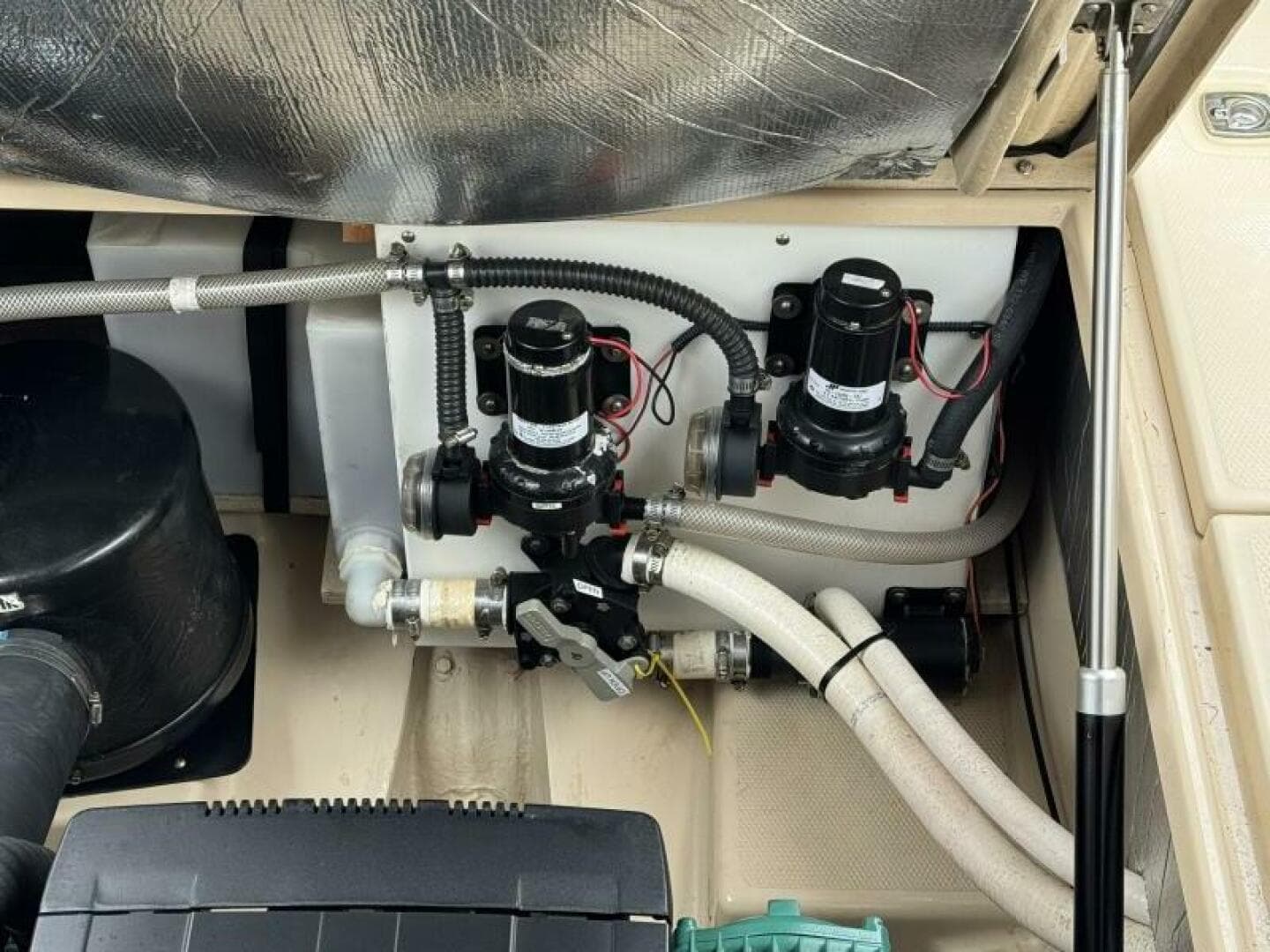 2014 Cutwater 28 — photo 23