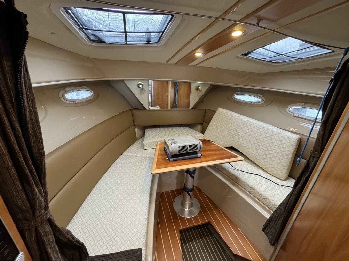 2014 Cutwater 28 — photo 13