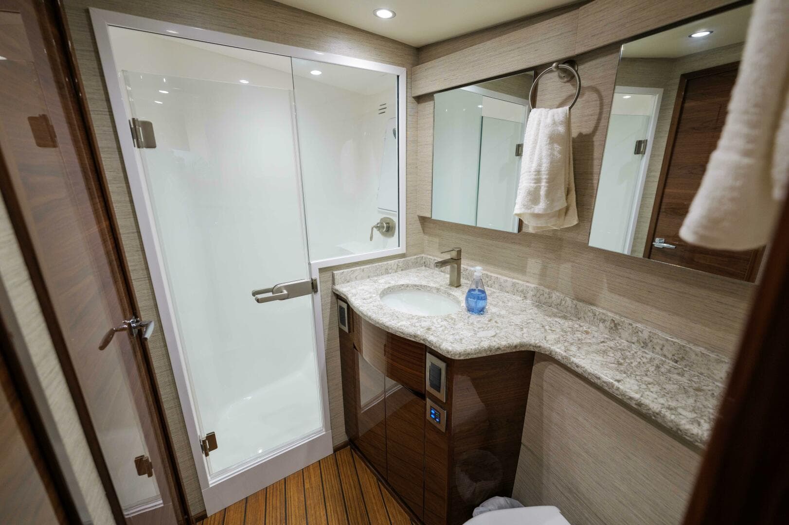 2023 Viking Convertible — photo 42