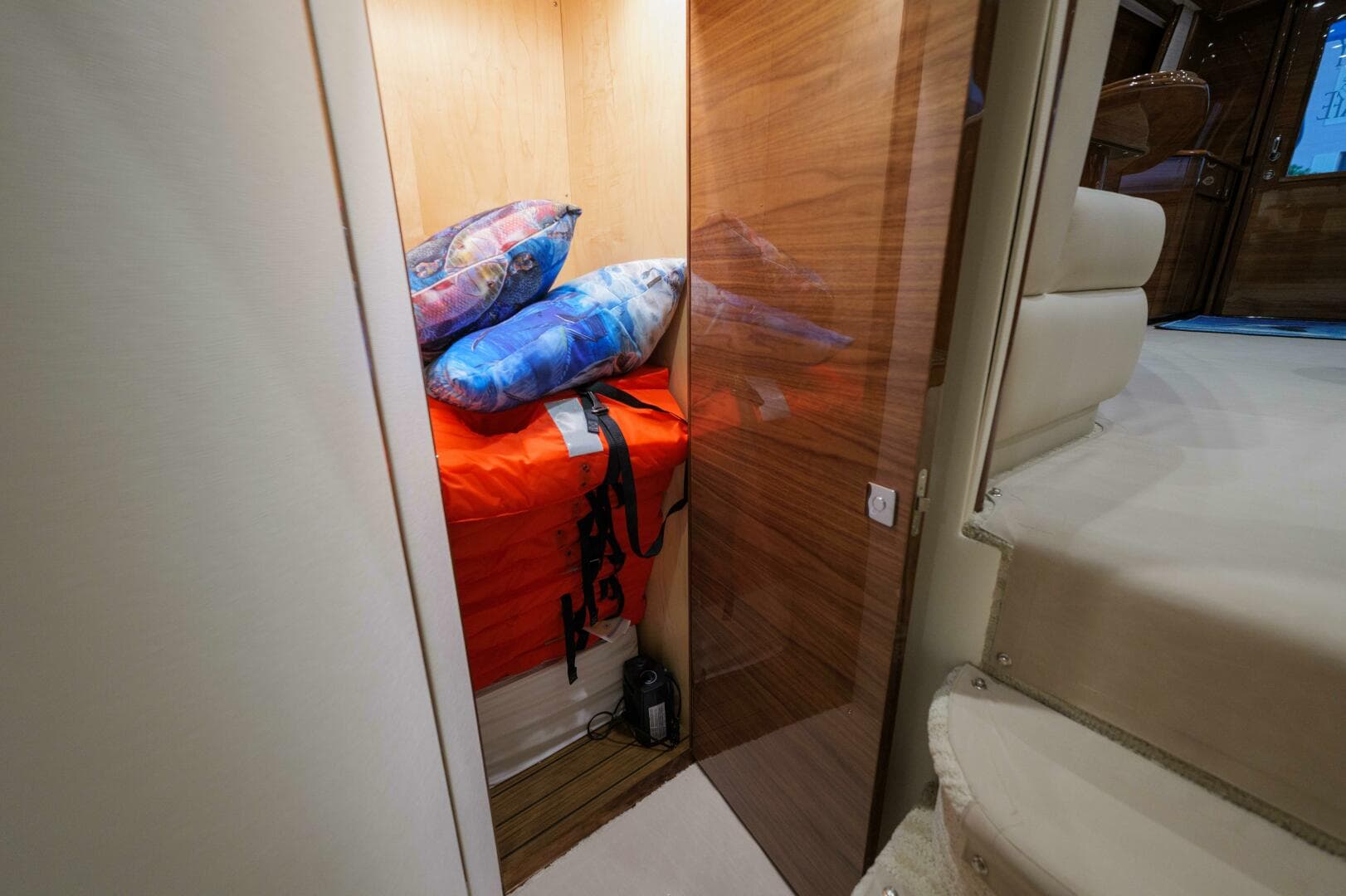 2023 Viking Convertible — photo 45