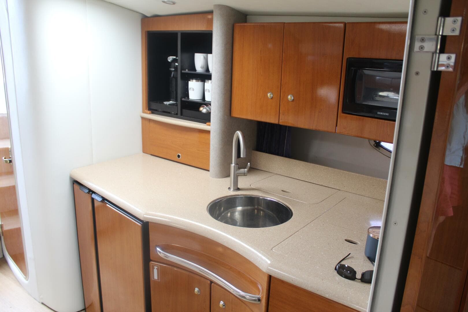 2004 Formula 40 Performance Cruiser — photo 34