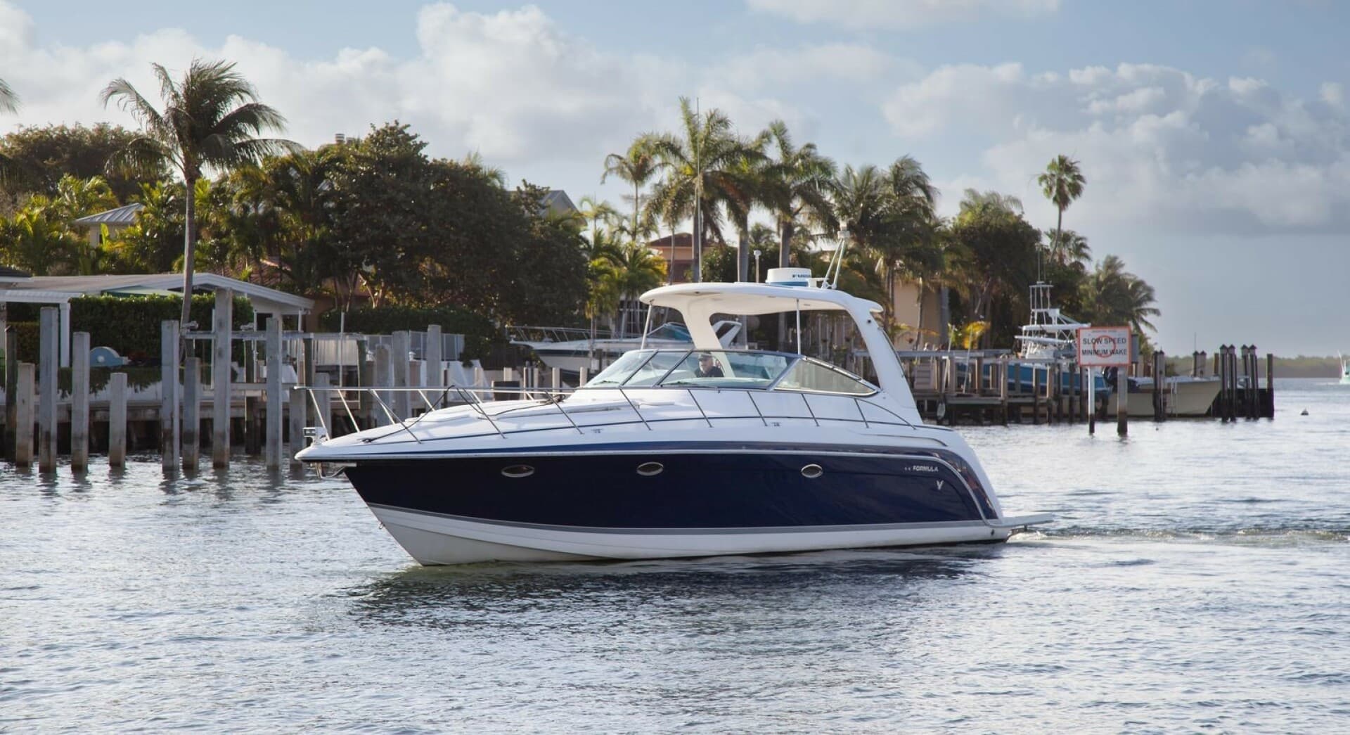 2004 Formula 40 Performance Cruiser — photo 3