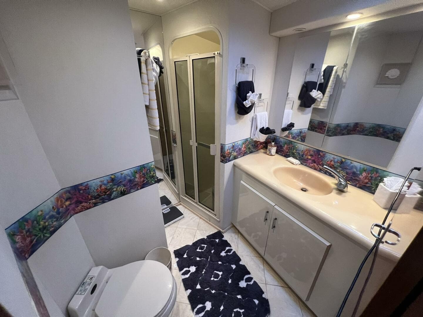 1999 Viking 60 Cpmy — photo 57