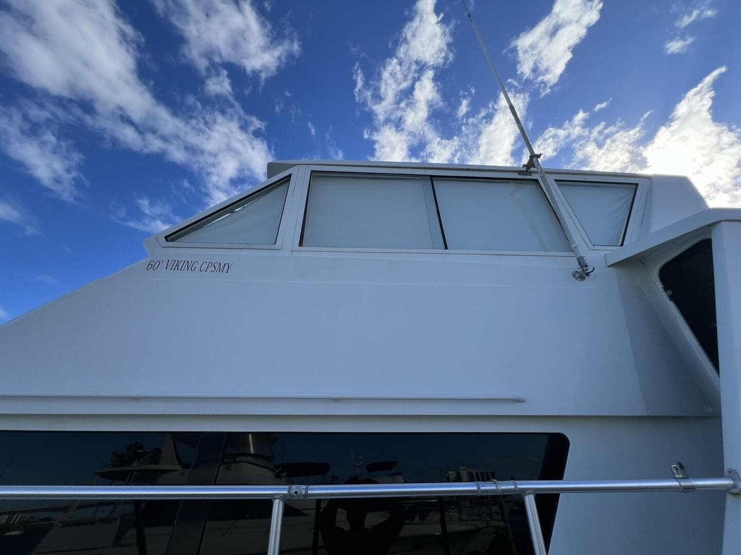 1999 Viking 60 Cpmy — photo 20