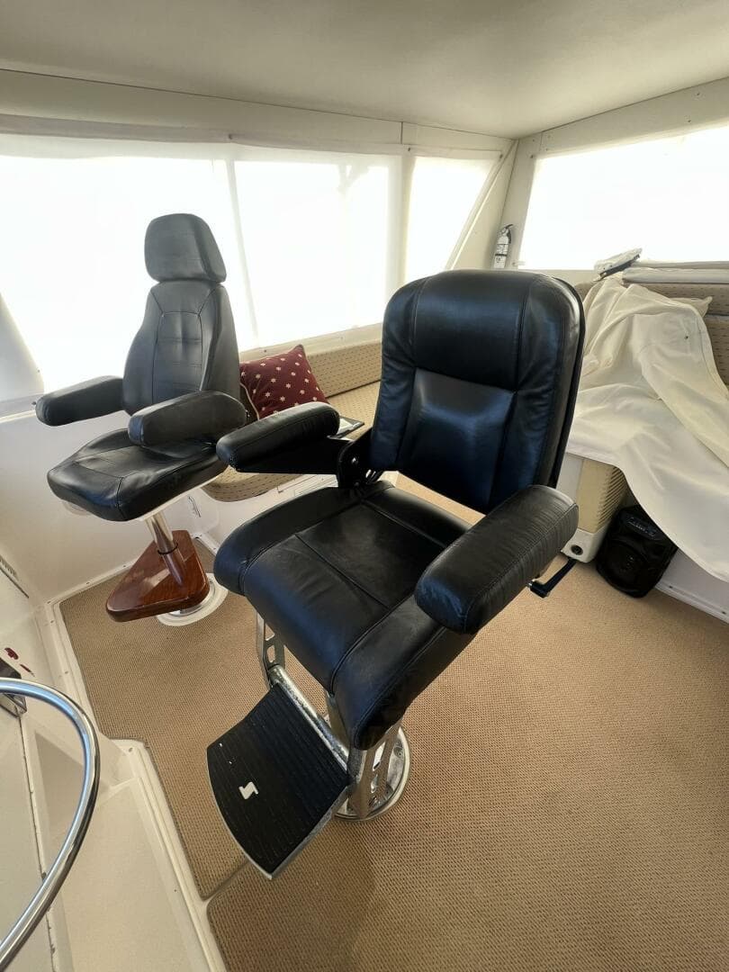 1999 Viking 60 Cpmy — photo 34