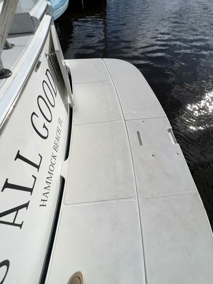 1999 Viking 60 Cpmy — photo 13