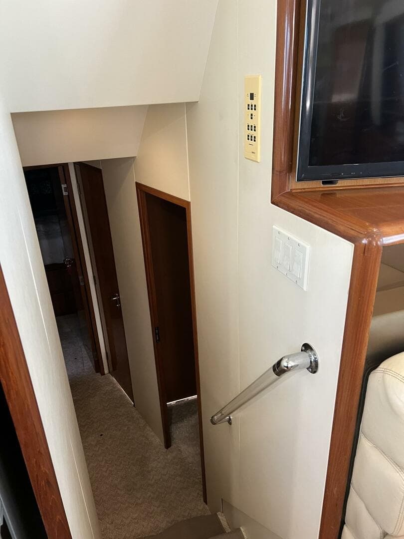 1999 Viking 60 Cpmy — photo 49