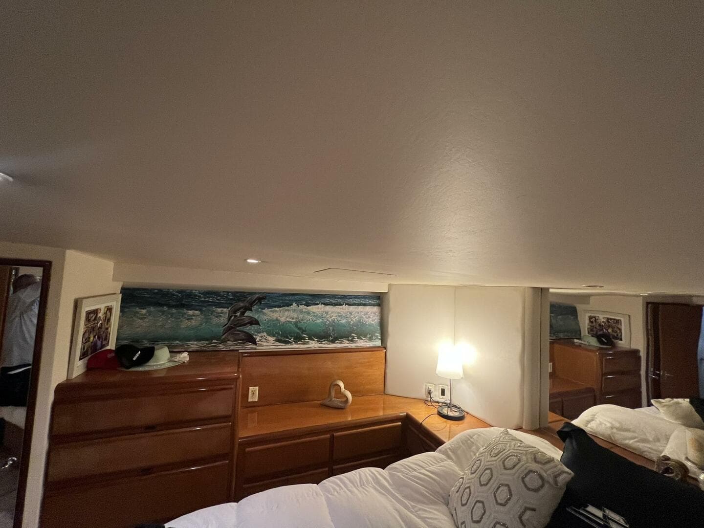 1999 Viking 60 Cpmy — photo 66