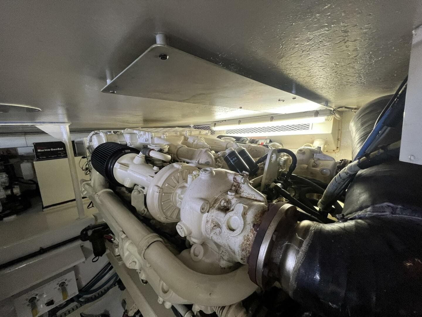 1999 Viking 60 Cpmy — photo 75