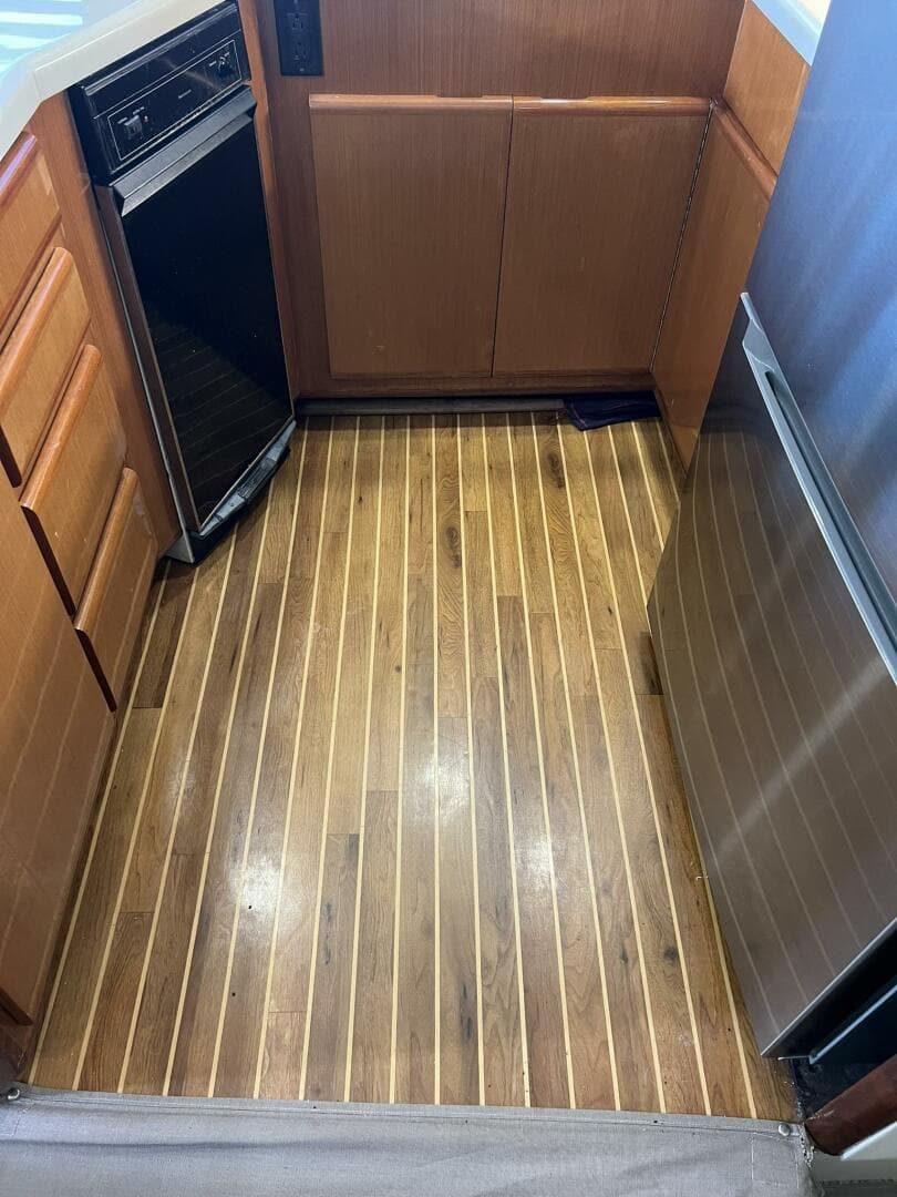 1999 Viking 60 Cpmy — photo 48