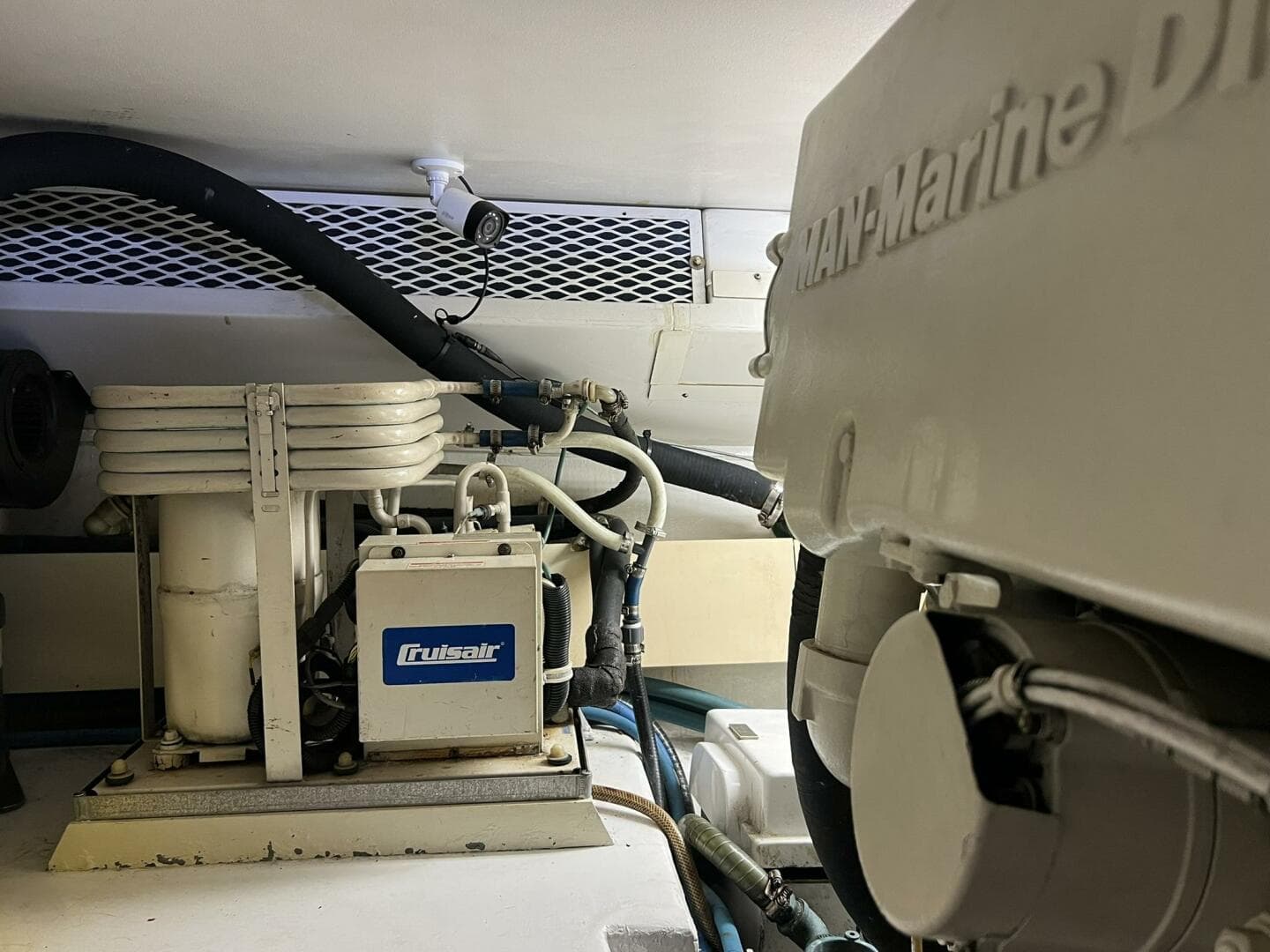 1999 Viking 60 Cpmy — photo 77