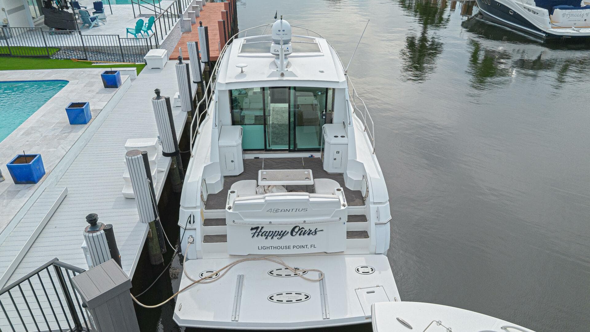 2012 Cruisers Yachts 48 Cantius — photo 11