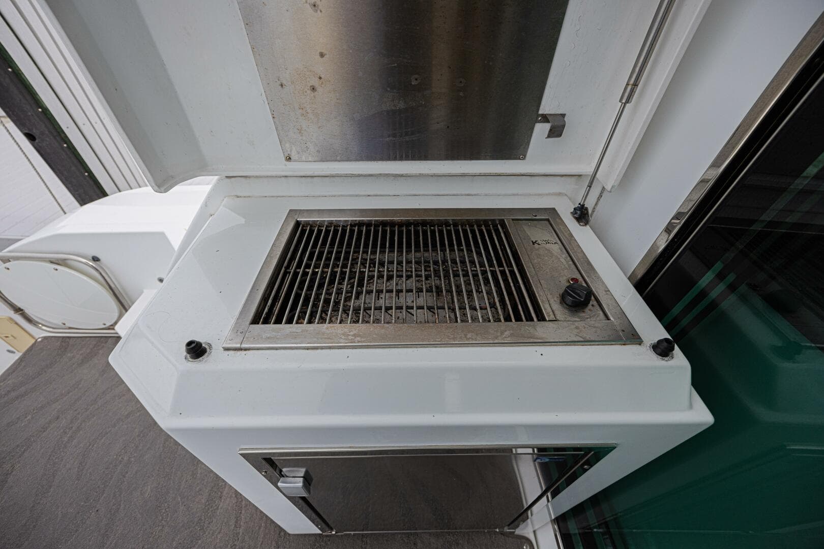 2012 Cruisers Yachts 48 Cantius — photo 41