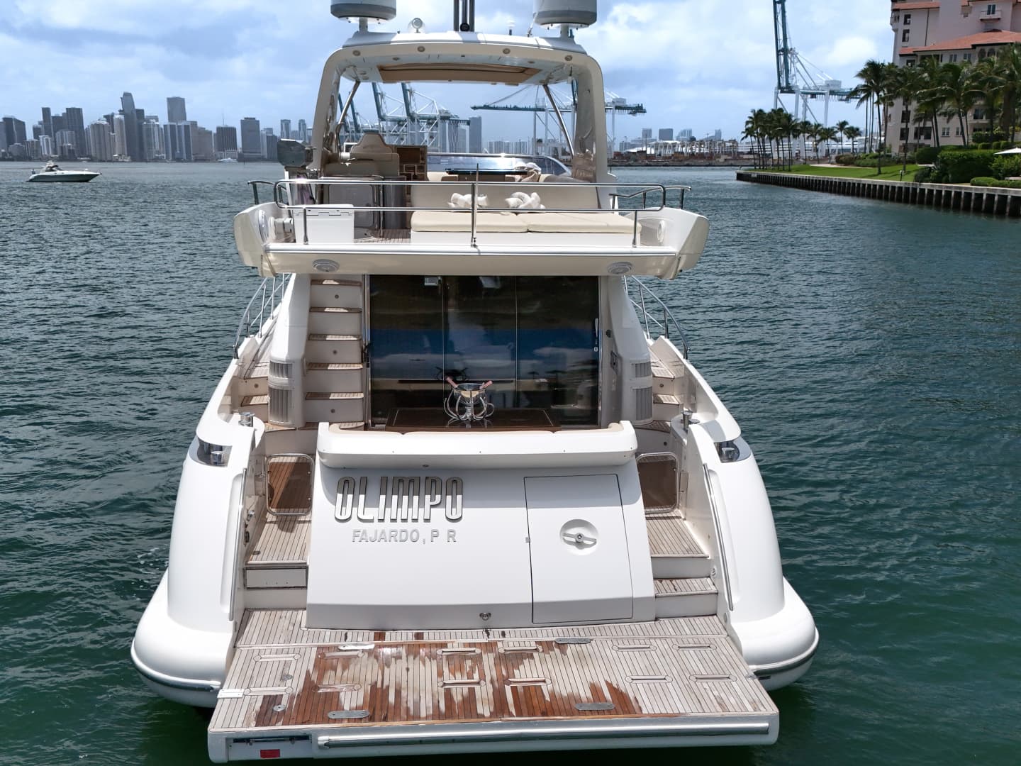 2012 Azimut 64 Flybridge — photo 21