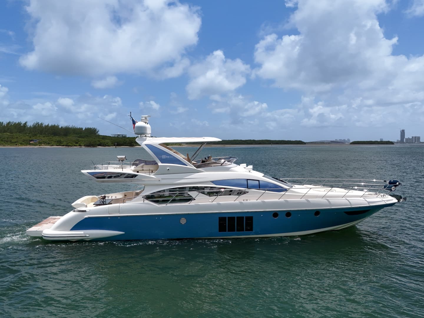 2012 Azimut 64 Flybridge — photo 8