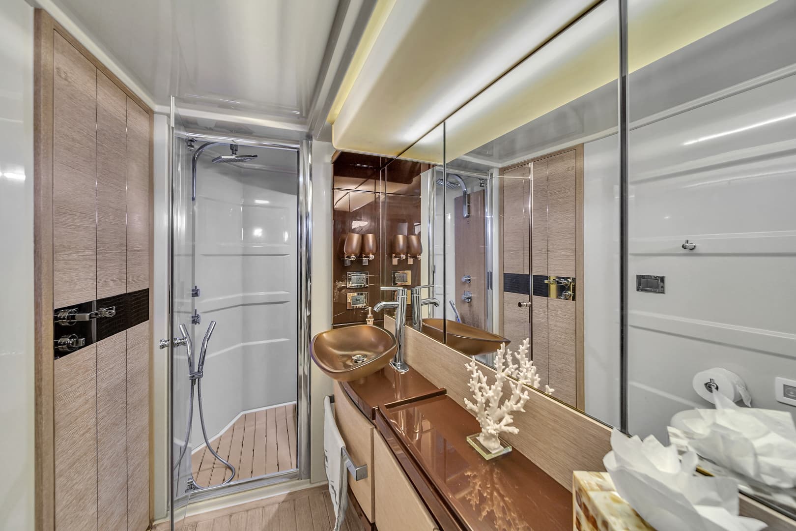 2012 Azimut 64 Flybridge — photo 90