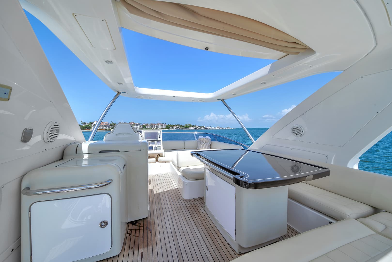 2012 Azimut 64 Flybridge — photo 39