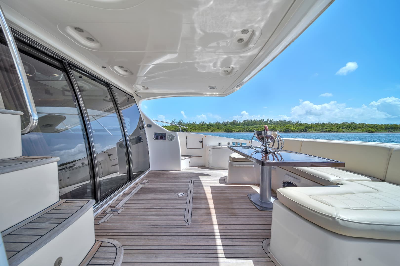 2012 Azimut 64 Flybridge — photo 54