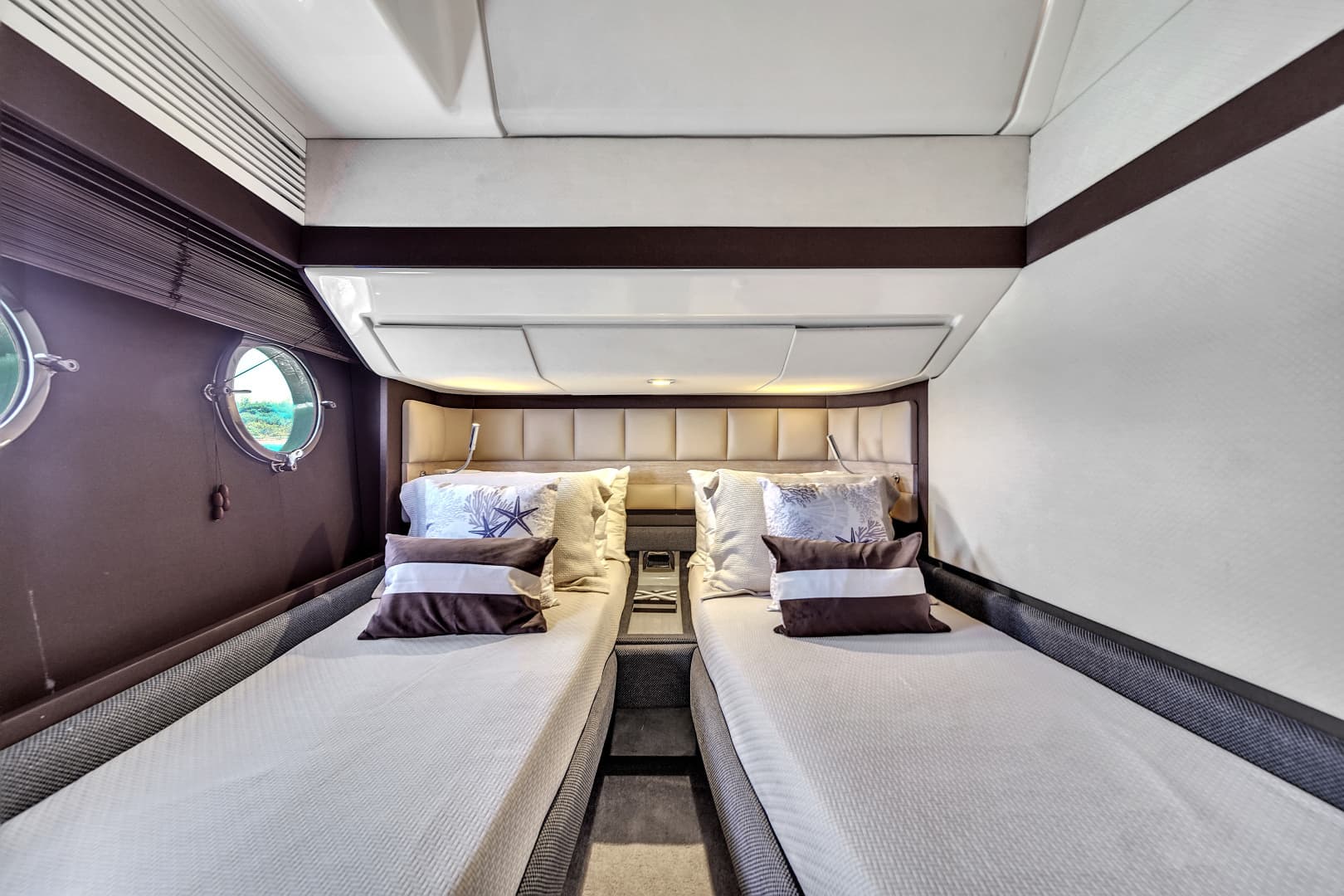 2012 Azimut 64 Flybridge — photo 80