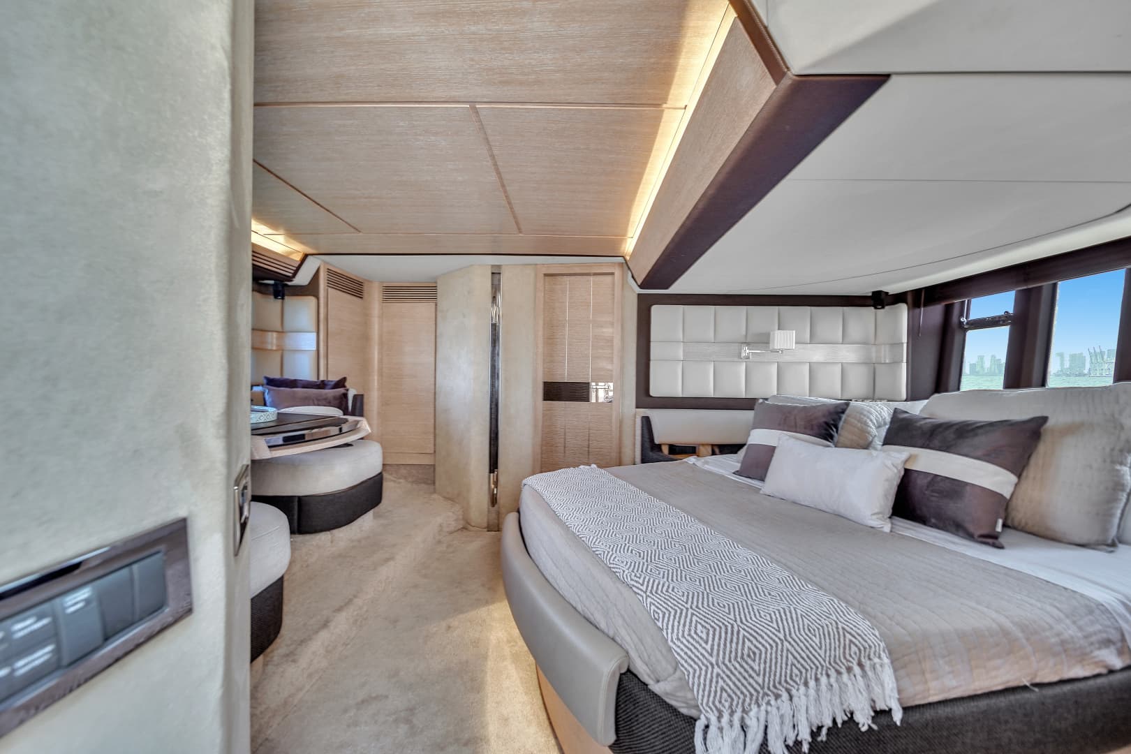 2012 Azimut 64 Flybridge — photo 83