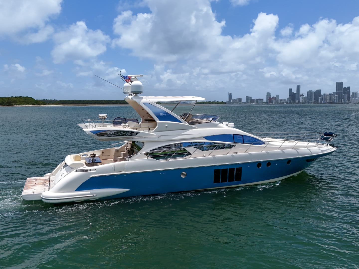 2012 Azimut 64 Flybridge — photo 9