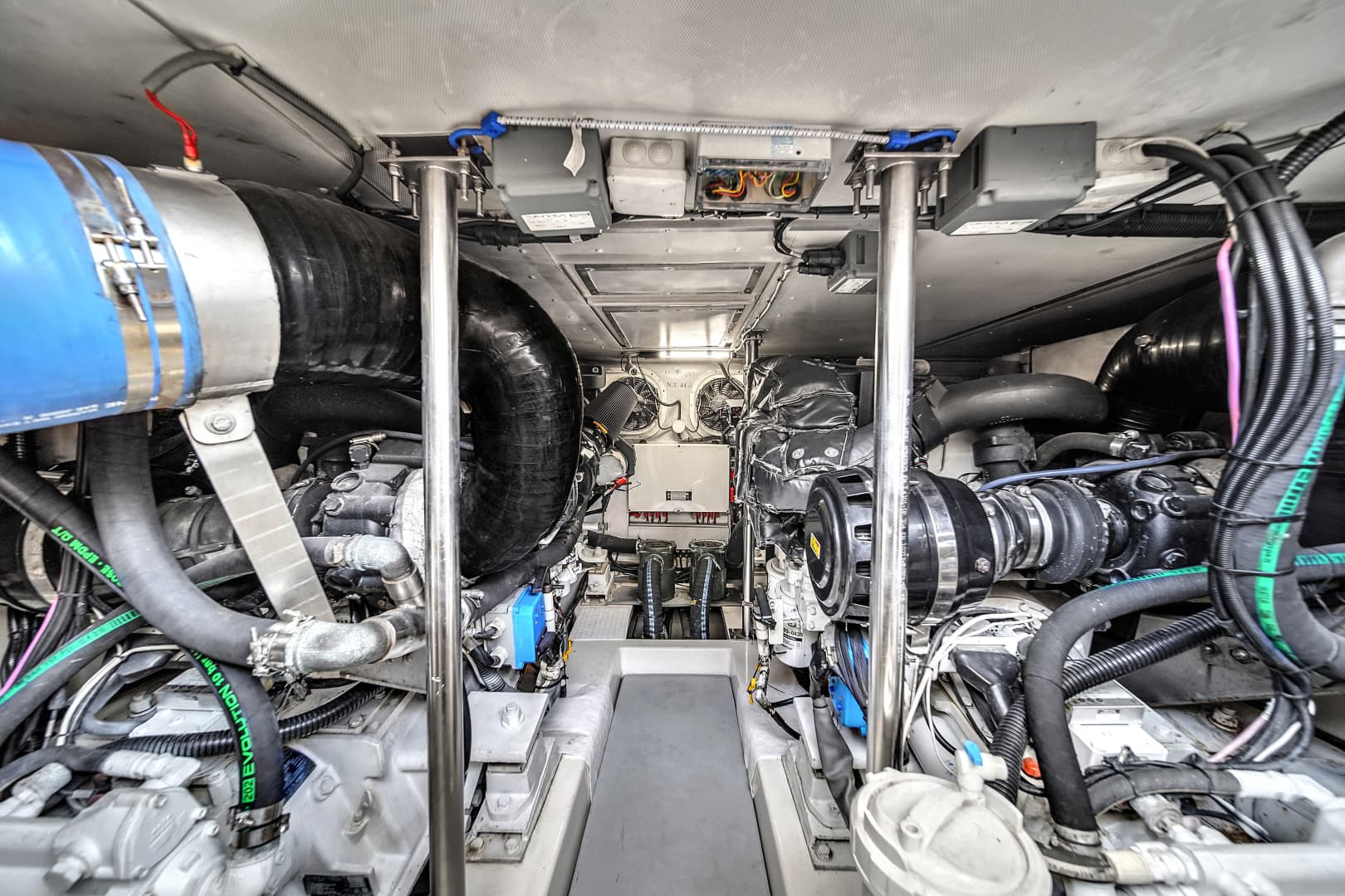 2012 Azimut 64 Flybridge — photo 91