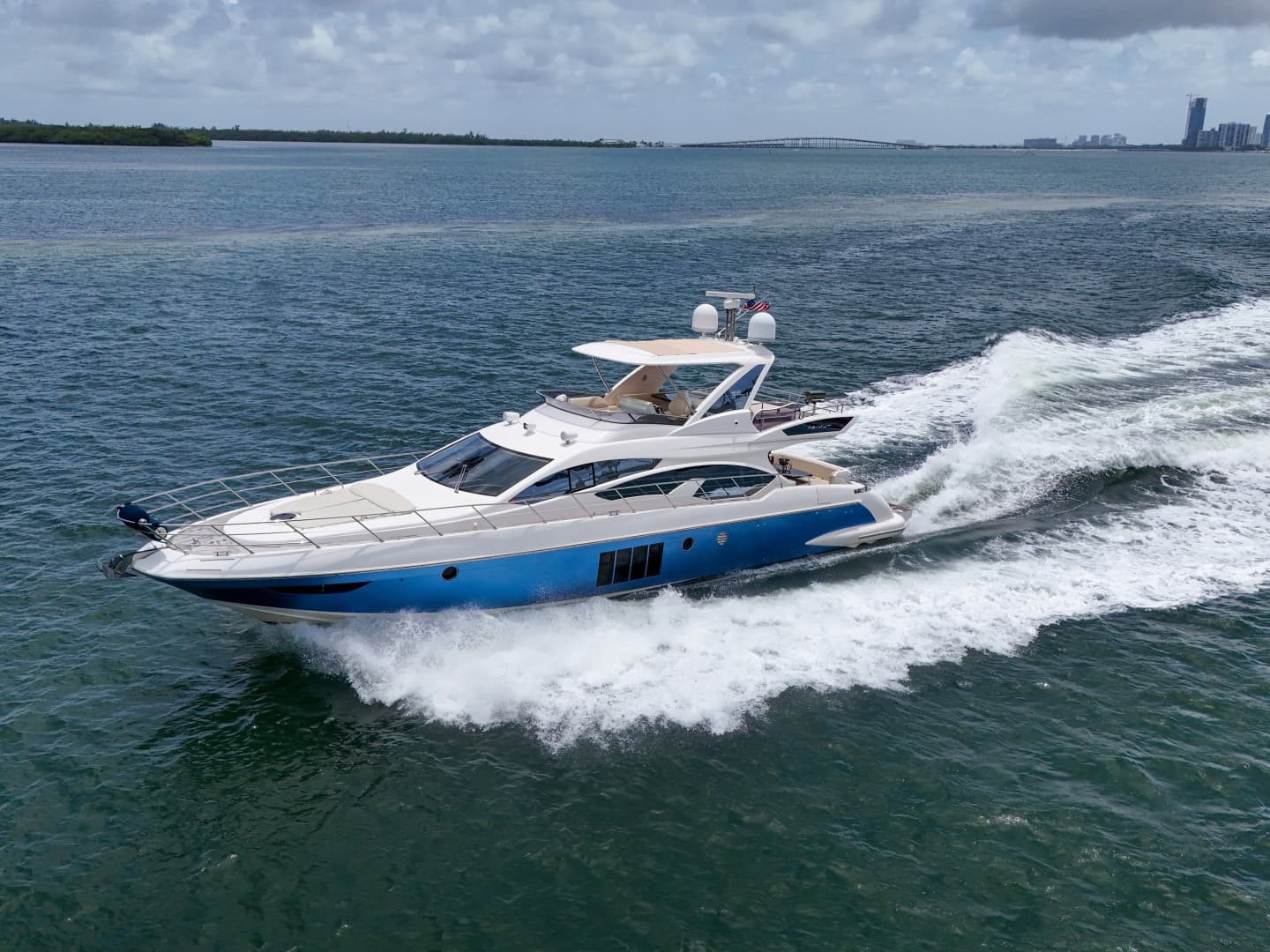 2012 Azimut 64 Flybridge — photo 30