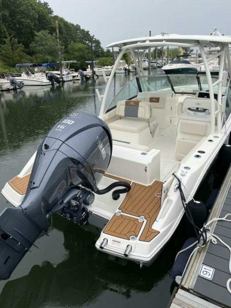 2022 Cobia 240 DC — photo 5