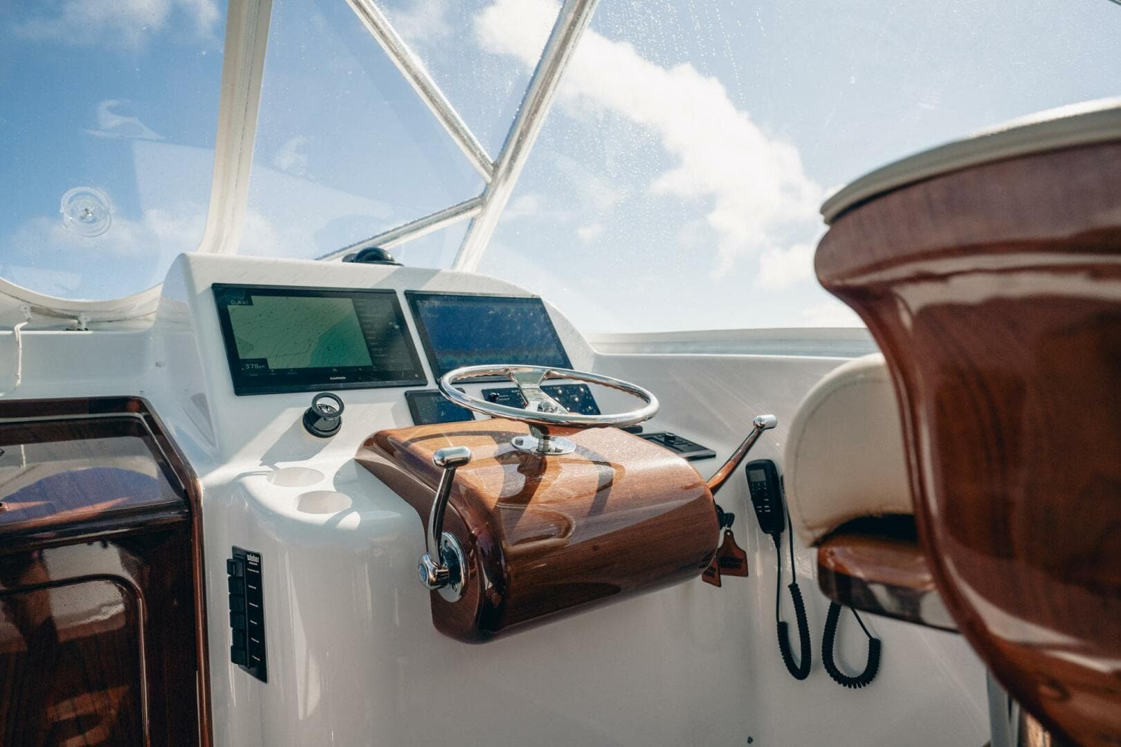 2015 Winter Custom Yachts W-18 — photo 40