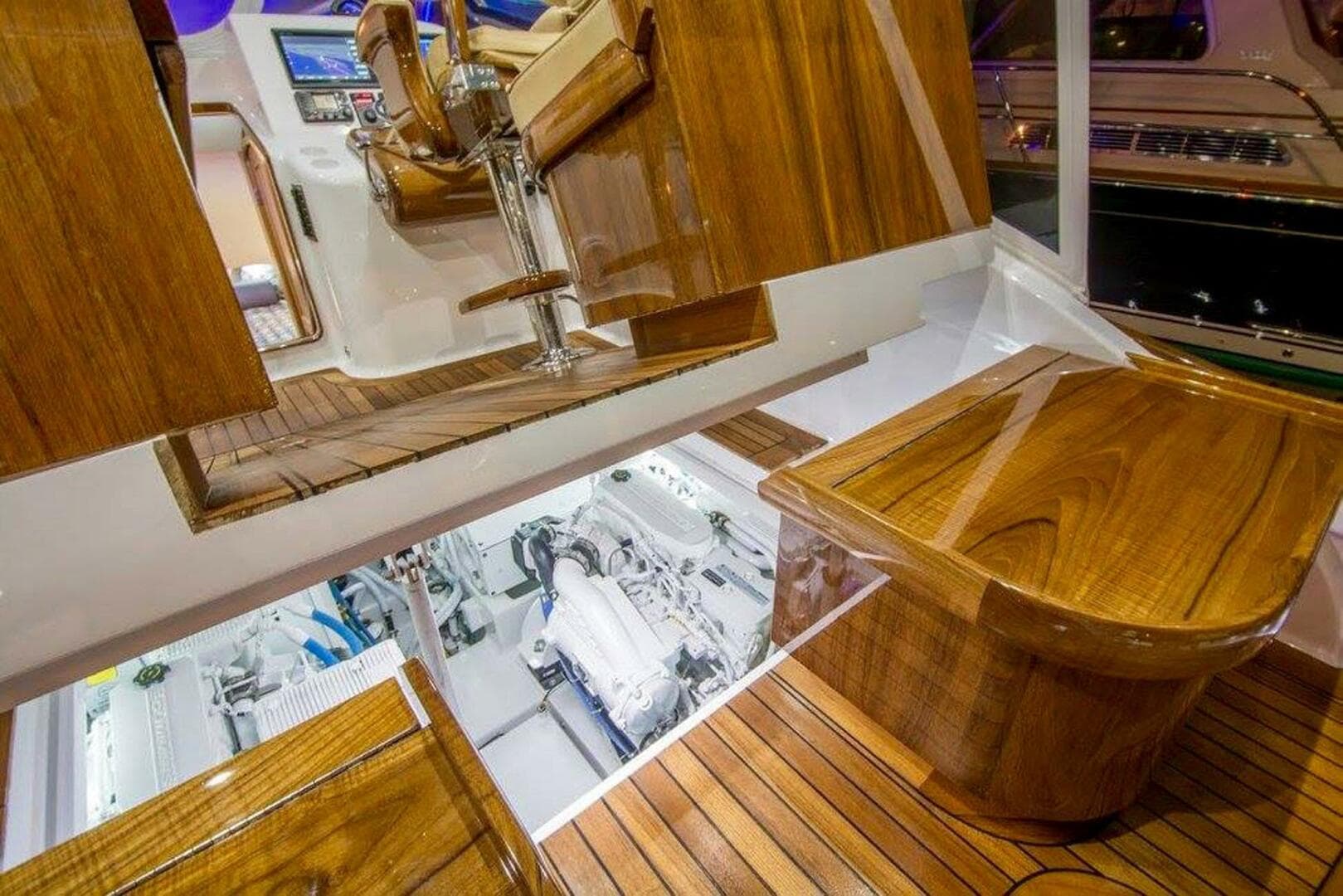 2015 Winter Custom Yachts W-18 — photo 74