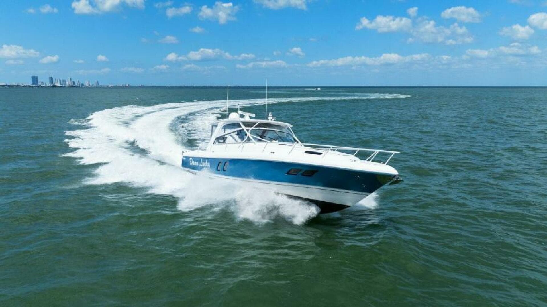 2019 Intrepid 475 Sport Yacht — photo 45