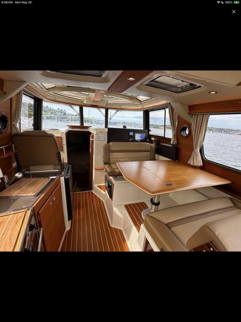 2021 Ranger Tugs R-29 S — photo 16