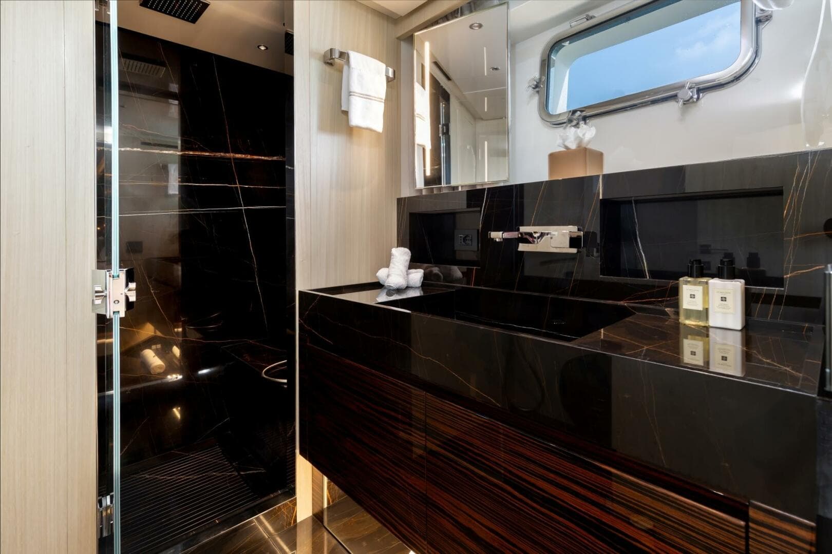 2024 Sanlorenzo Sl 106A — photo 21