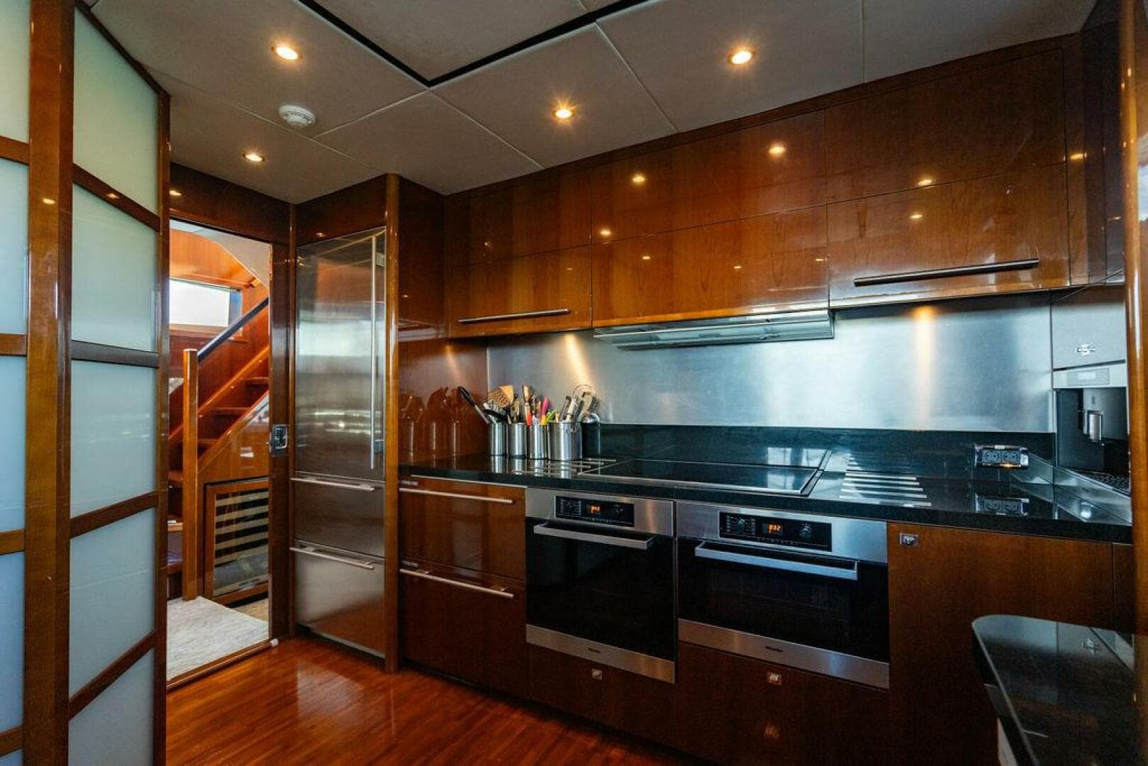 2010 Princess 95 M/y — photo 53