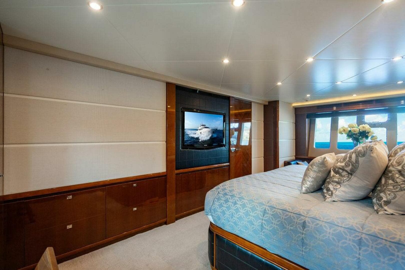 2010 Princess 95 M/y — photo 83